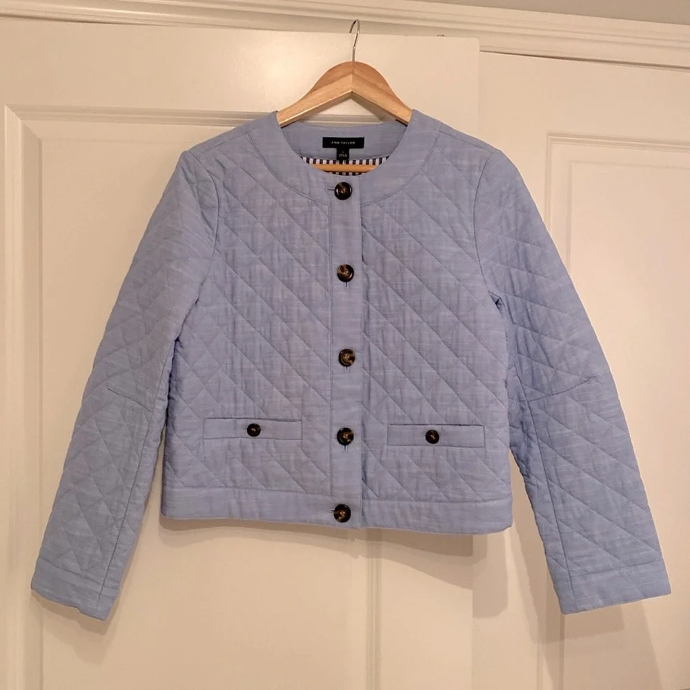 New Ann Taylor blue quilted jacket size:4 - Picture 1 of 8